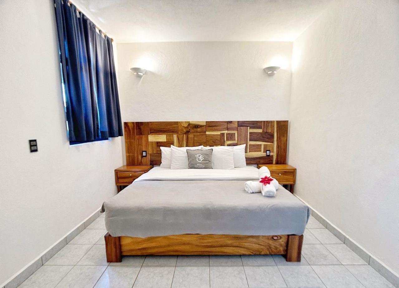טרונקונס Hotel Tres Santos מראה חיצוני תמונה