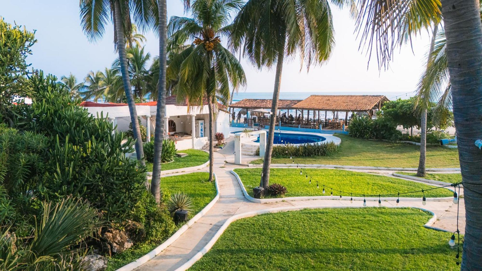 טרונקונס Hotel Tres Santos מראה חיצוני תמונה